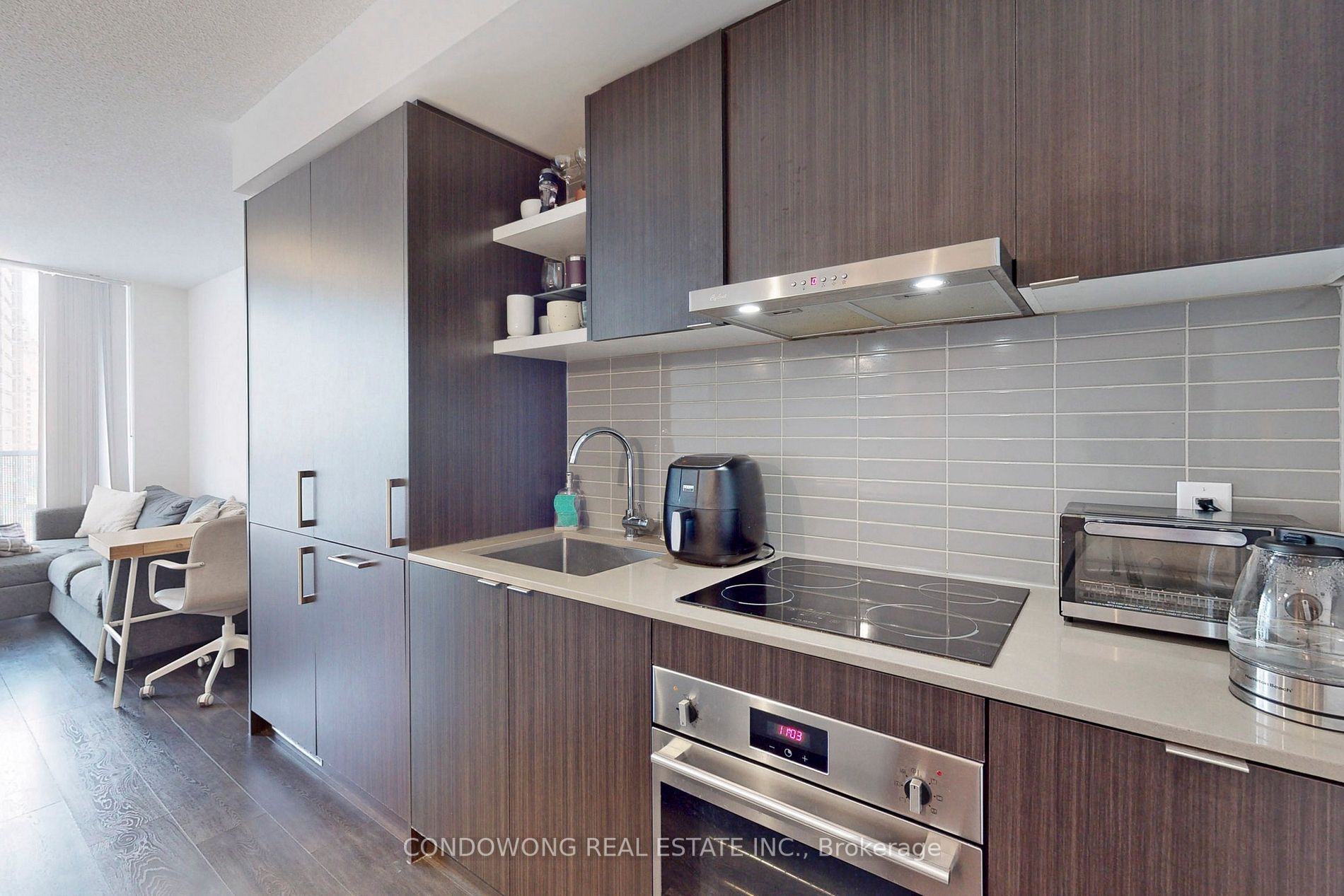 100 Harbour St, #1703