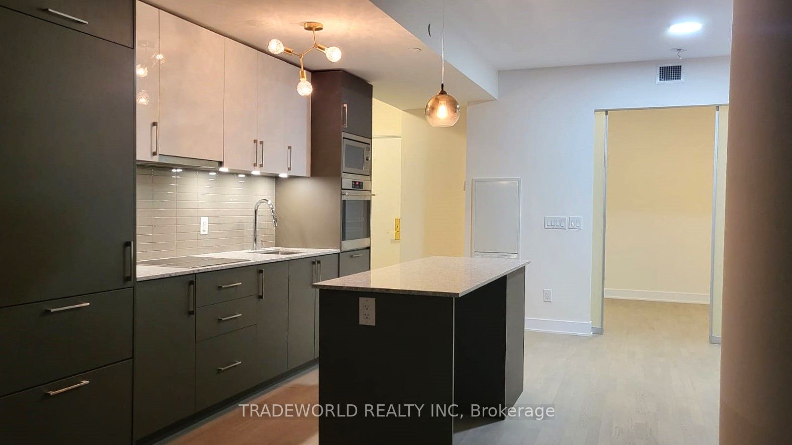 88 Cumberland St, #902