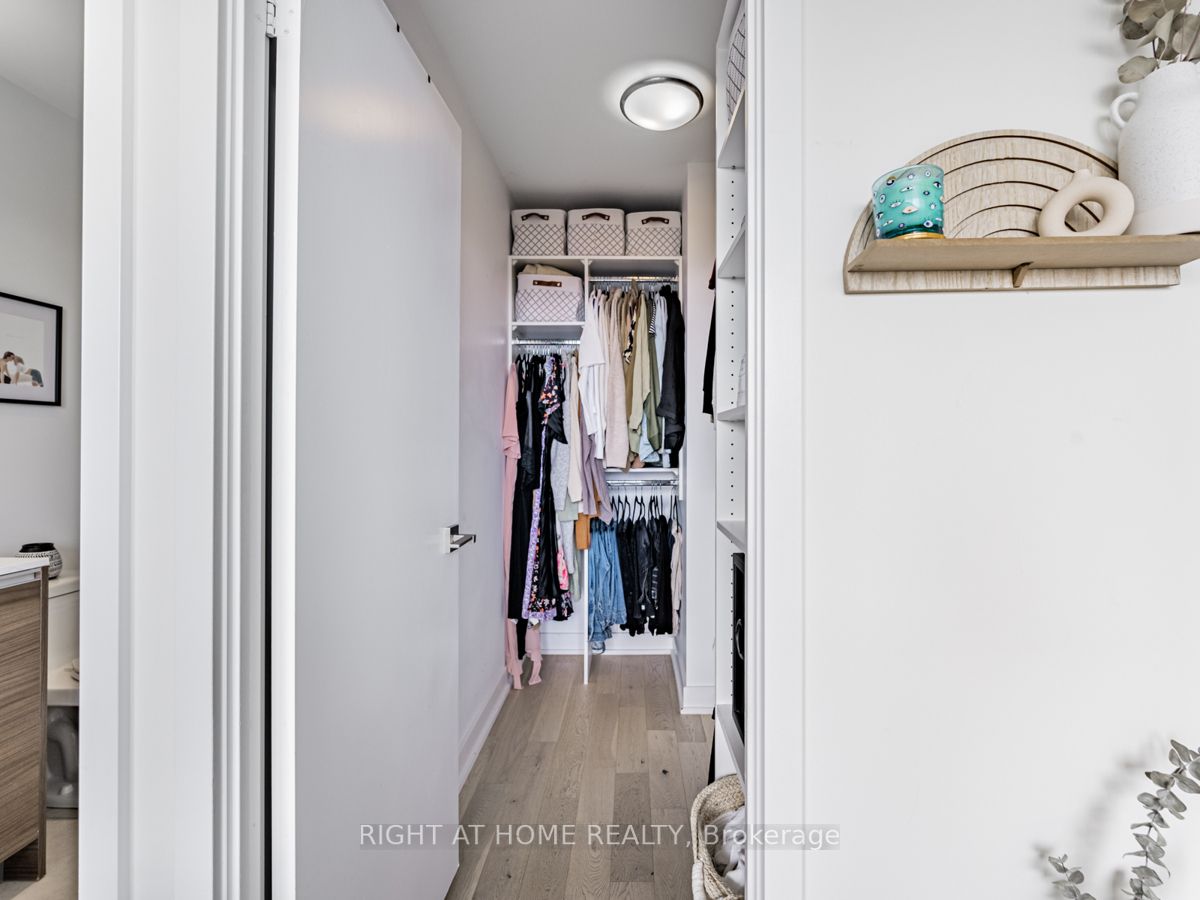 20 Minowan Miikan Lane, #1803
