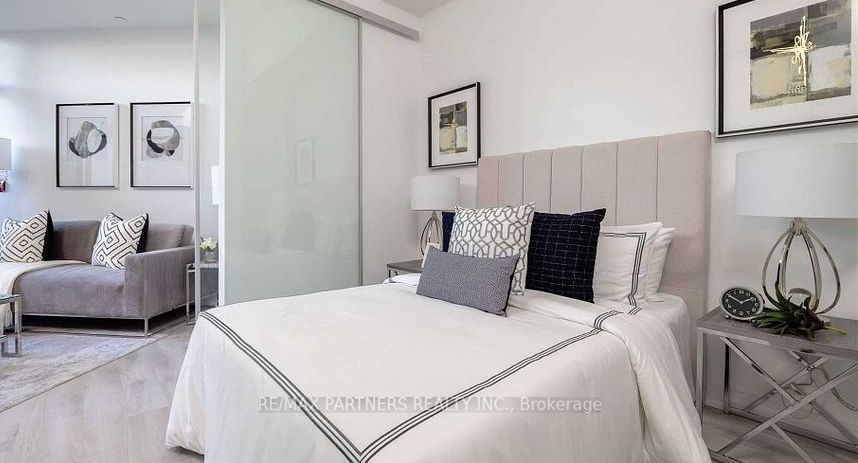 621 Sheppard Ave E, #110