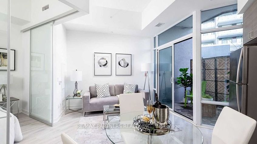 621 Sheppard Ave E, #110