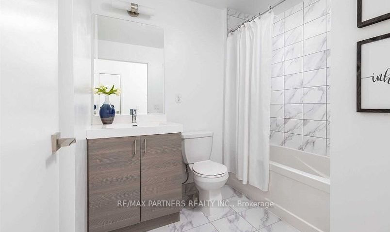 621 Sheppard Ave E, #110