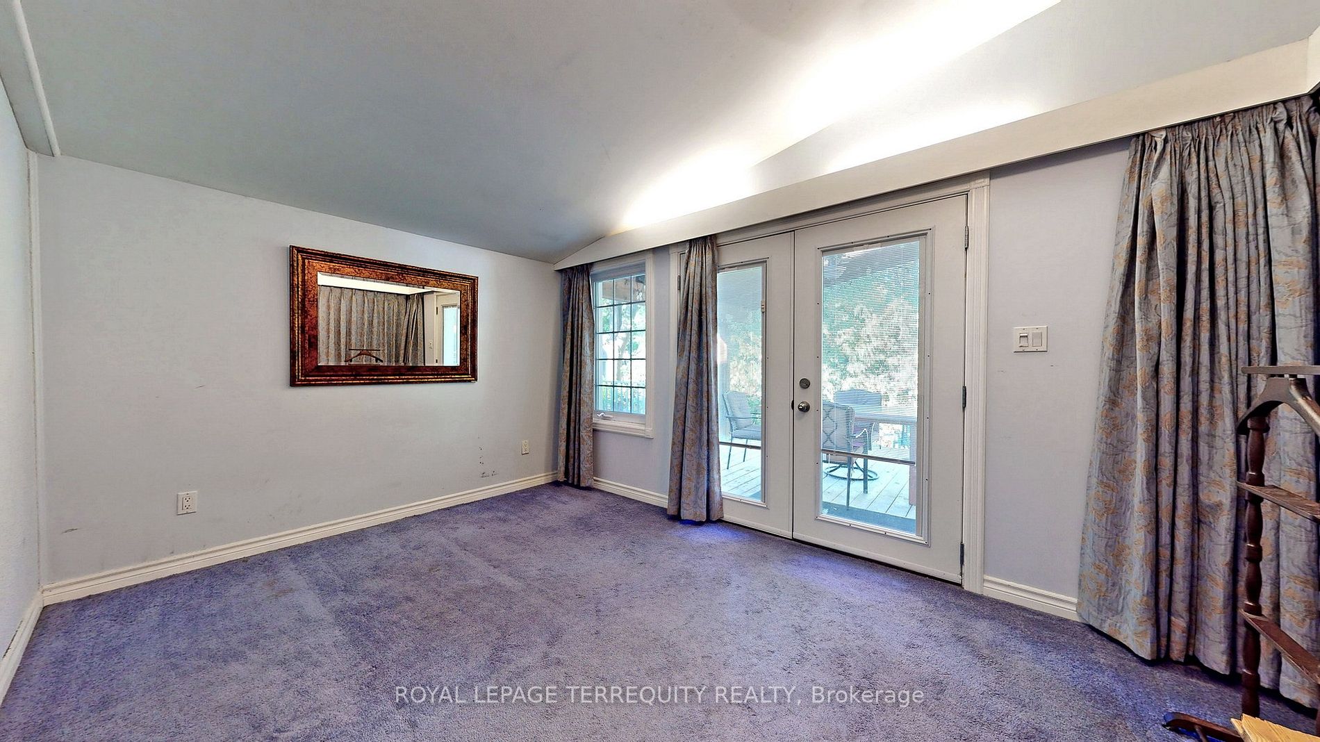 98 Cottonwood Dr