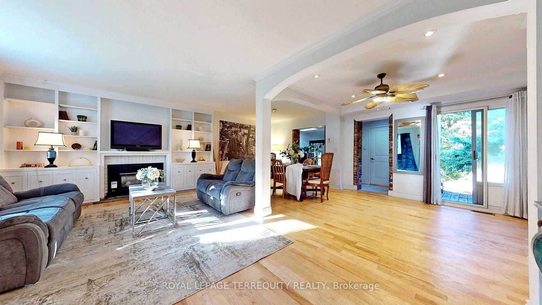 98 Cottonwood Dr