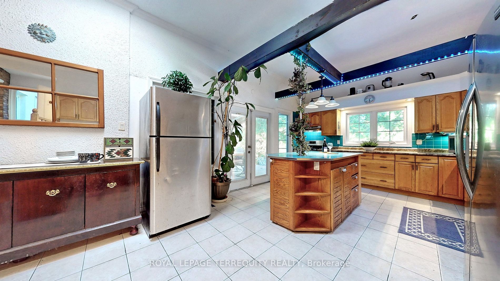 98 Cottonwood Dr