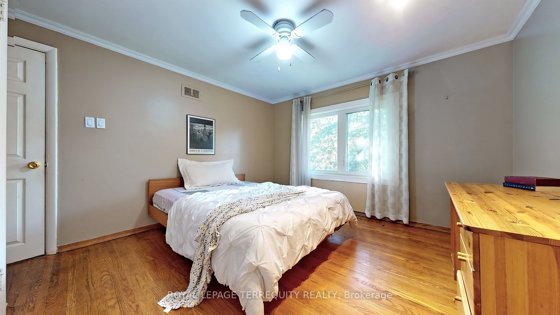 98 Cottonwood Dr