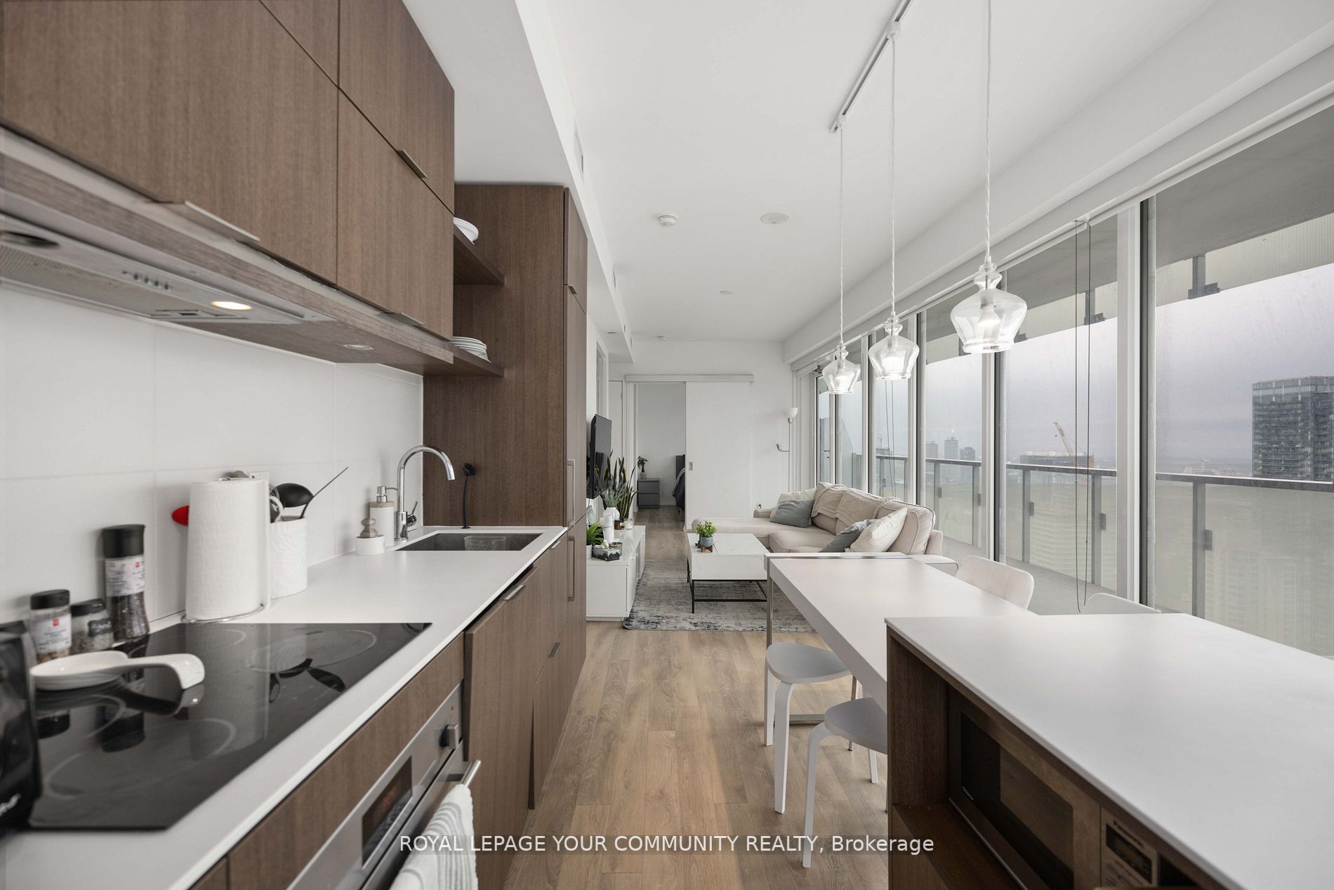 197 Yonge St, #3209