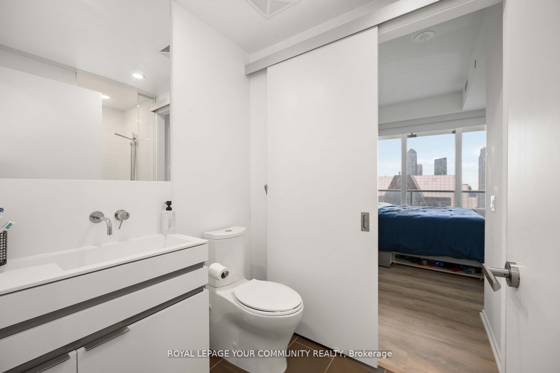 197 Yonge St, #3209