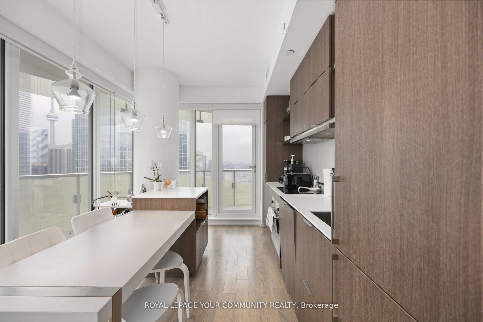 197 Yonge St, #3209