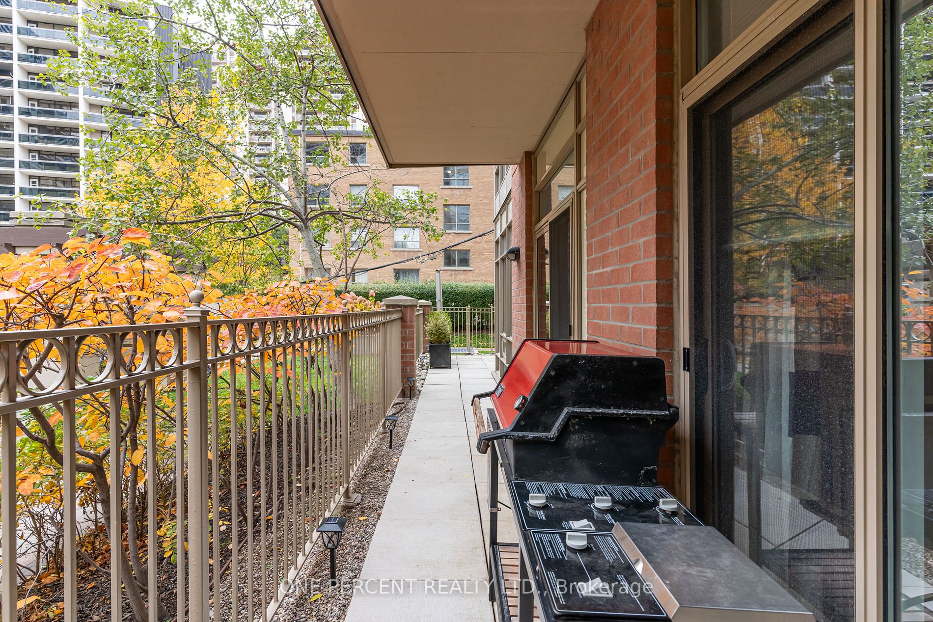 900 Mount Pleasant Road, #103