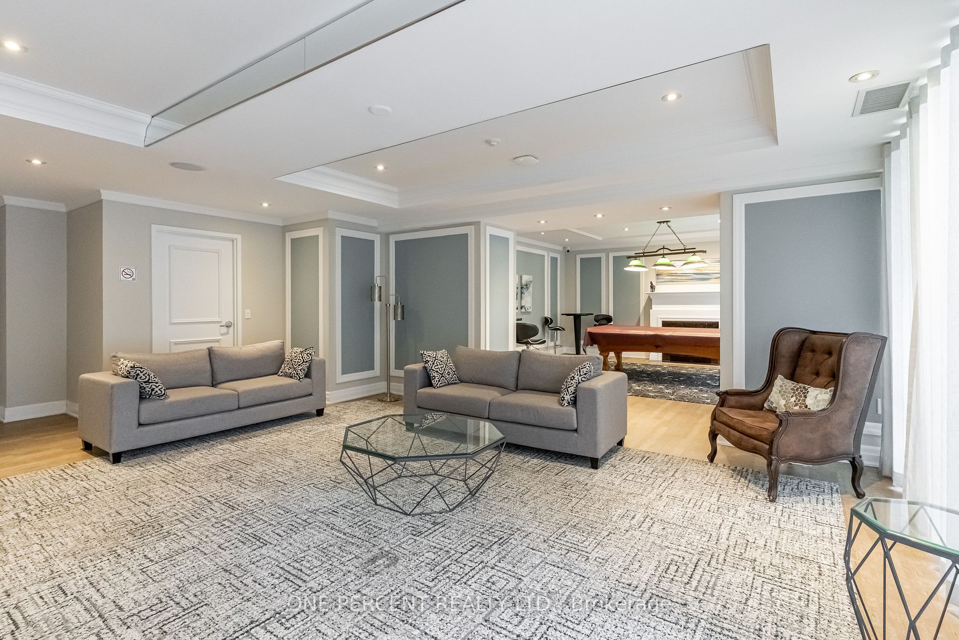 900 Mount Pleasant Road, #103