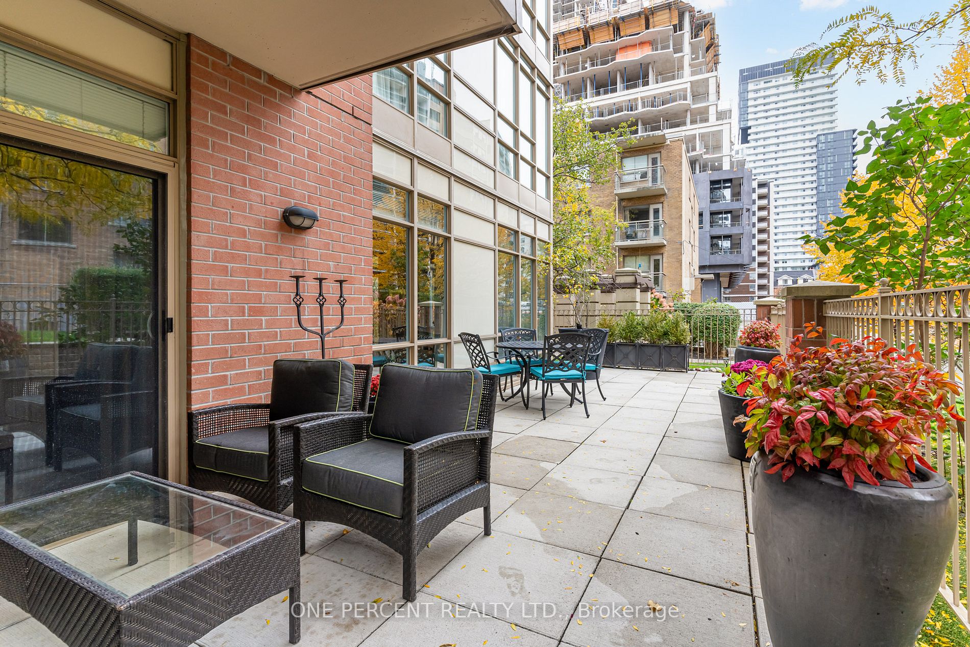 900 Mount Pleasant Road, #103