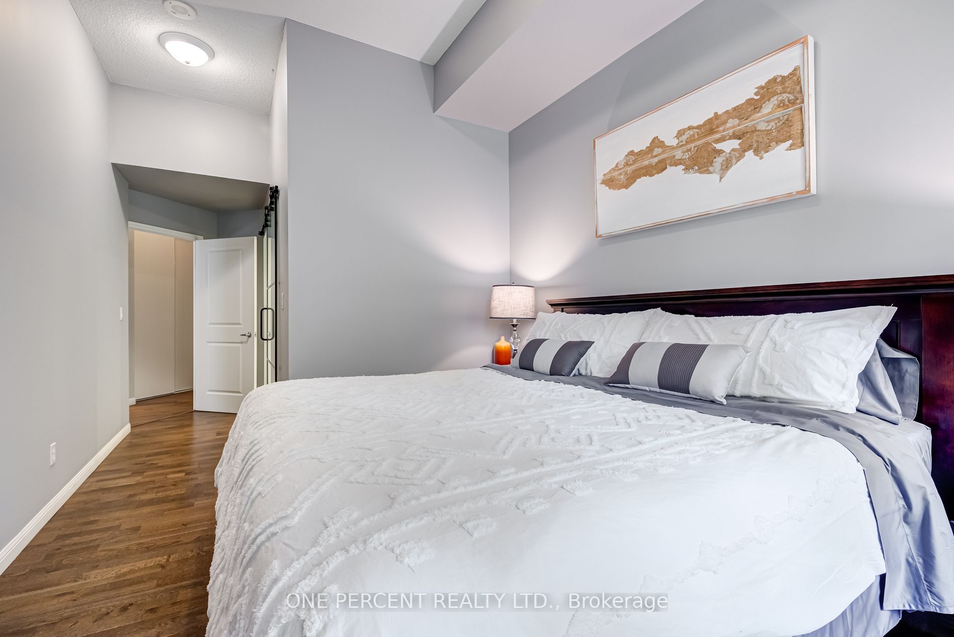 900 Mount Pleasant Road, #103
