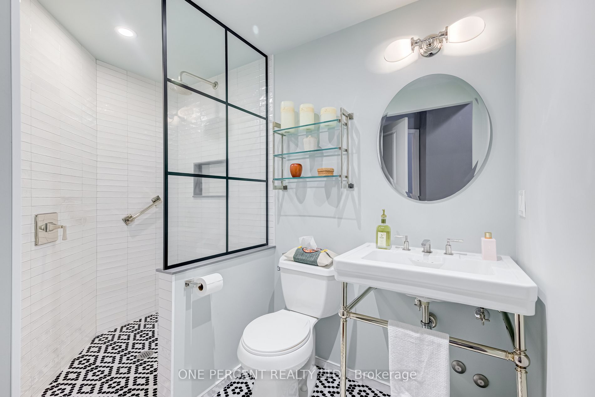 900 Mount Pleasant Road, #103