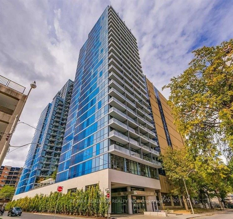 210 Simcoe St, #1912
