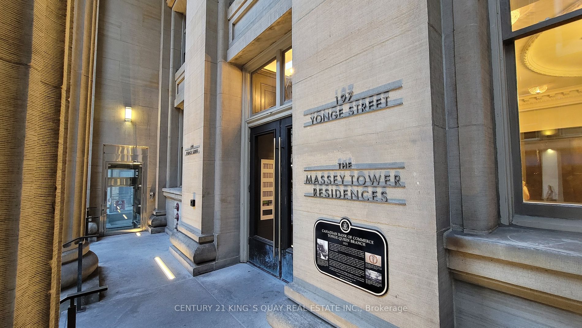 197 Yonge St, #2511