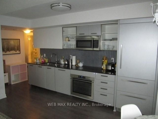 5162 Yonge St, #1012