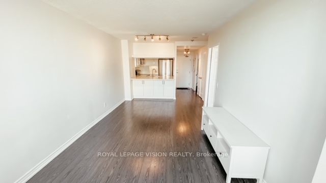 7 Bishop Ave, #509