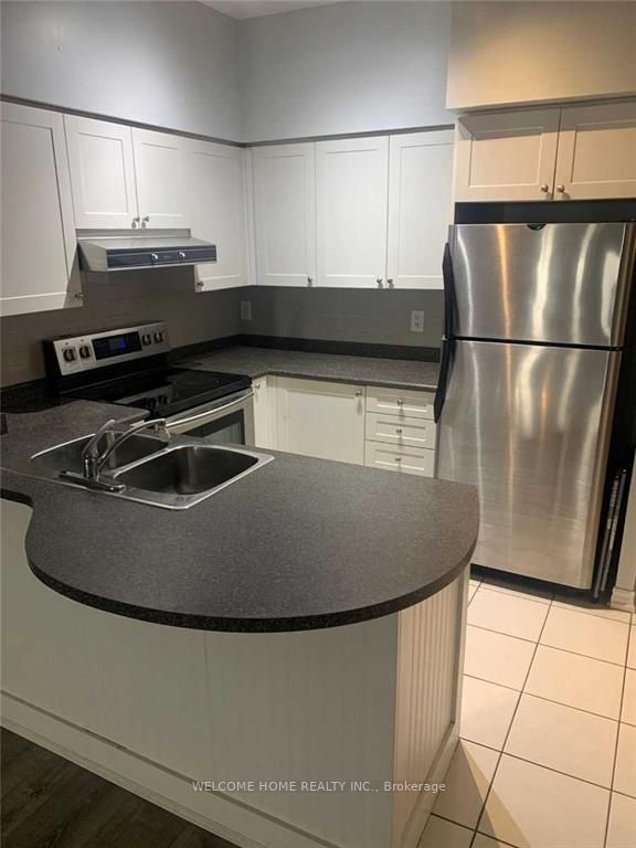 17 Barberry Pl E, #Gv 124