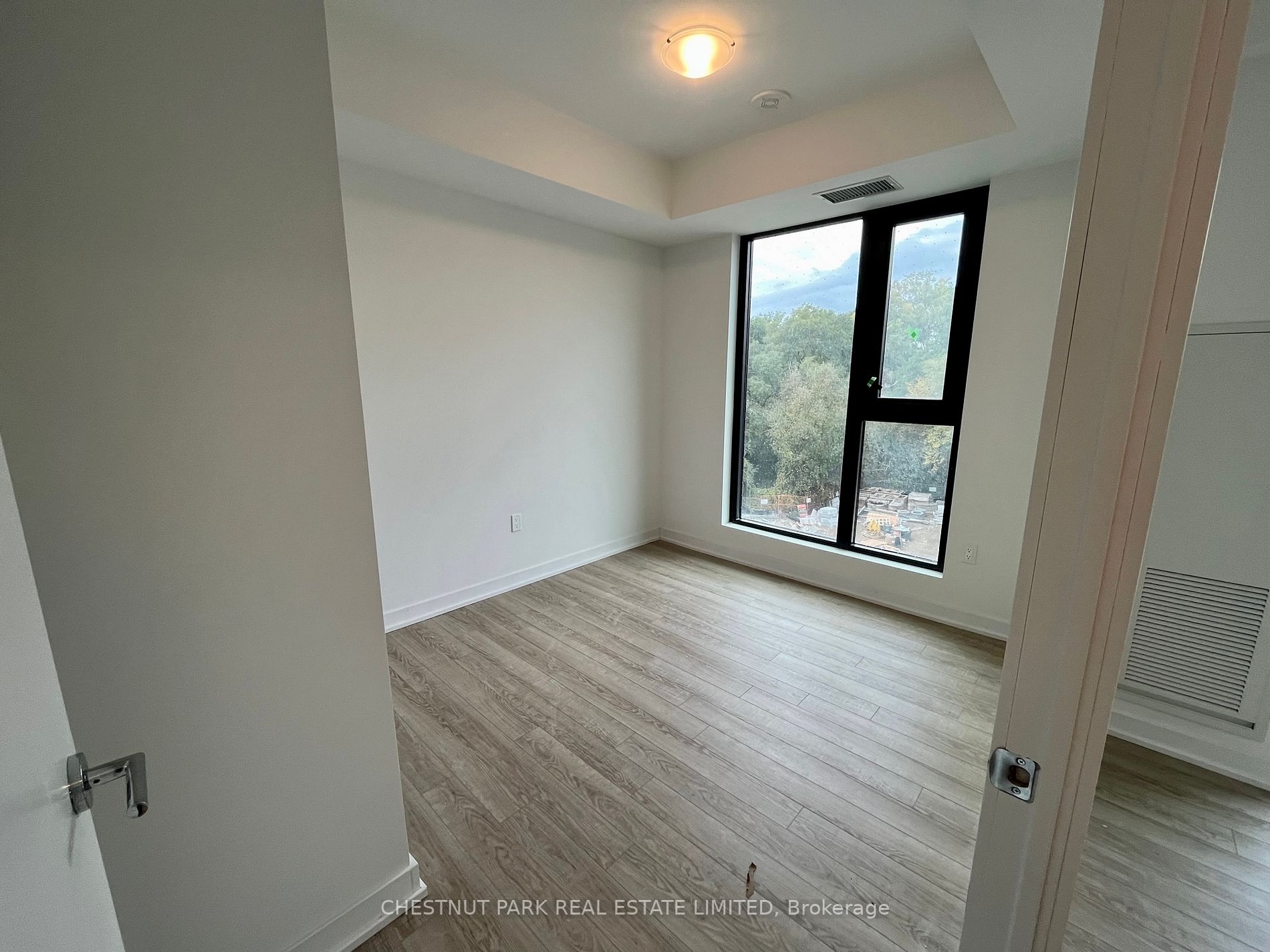 250 Lawrence Ave W, #406