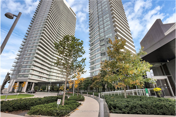 115 Mcmahon Dr, Toronto