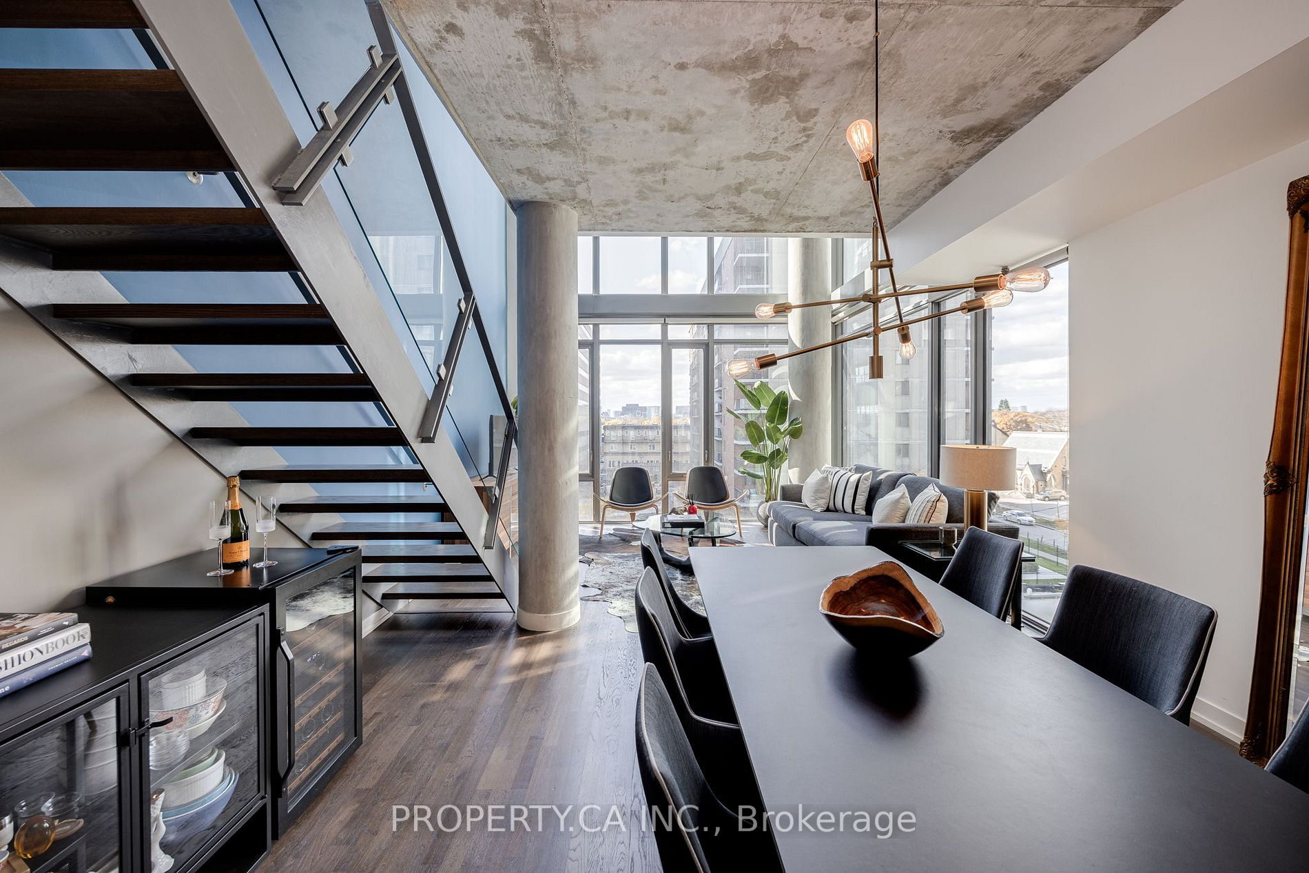 95 Bathurst St, #426