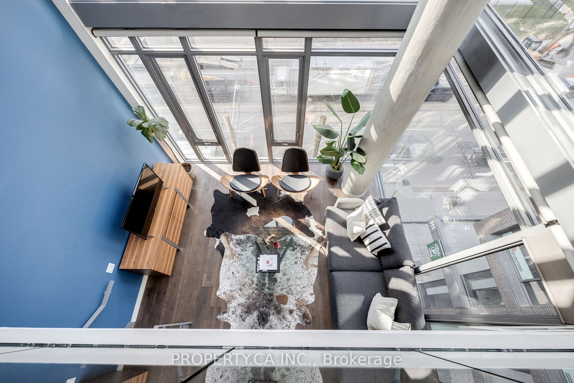 95 Bathurst St, #426