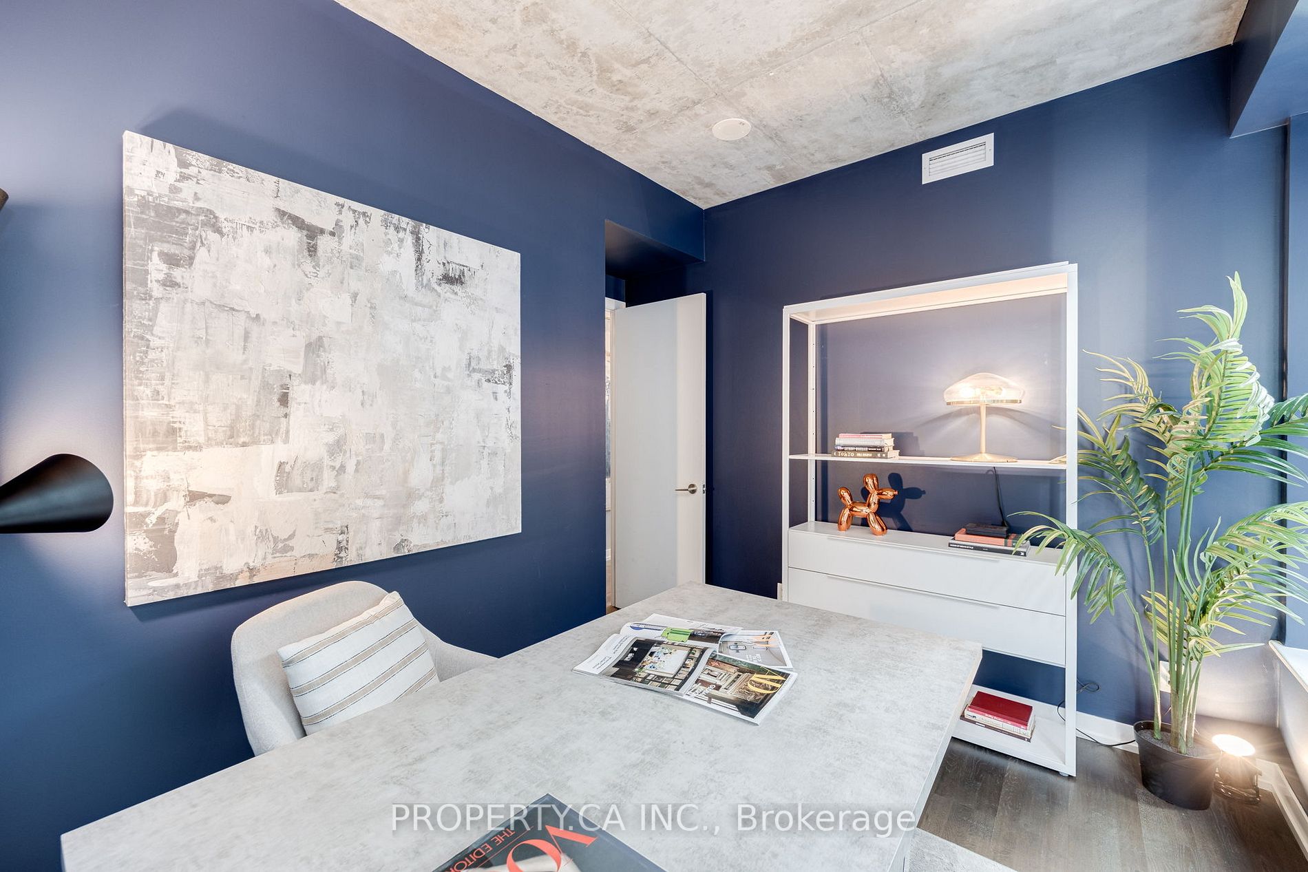 95 Bathurst St, #426