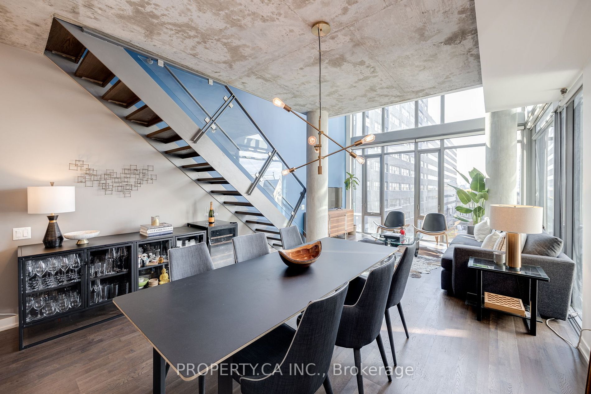 95 Bathurst St, #426