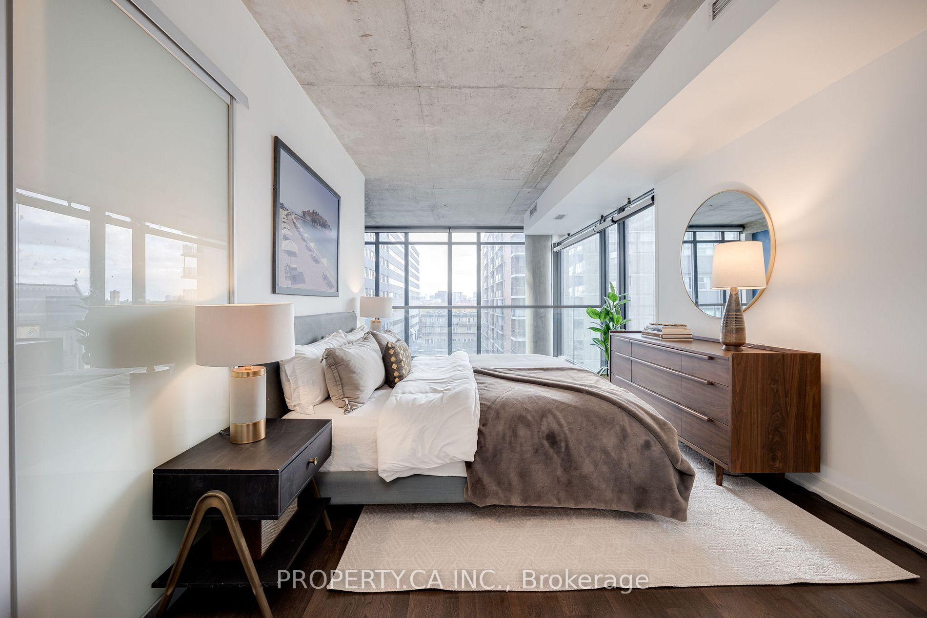 95 Bathurst St, #426