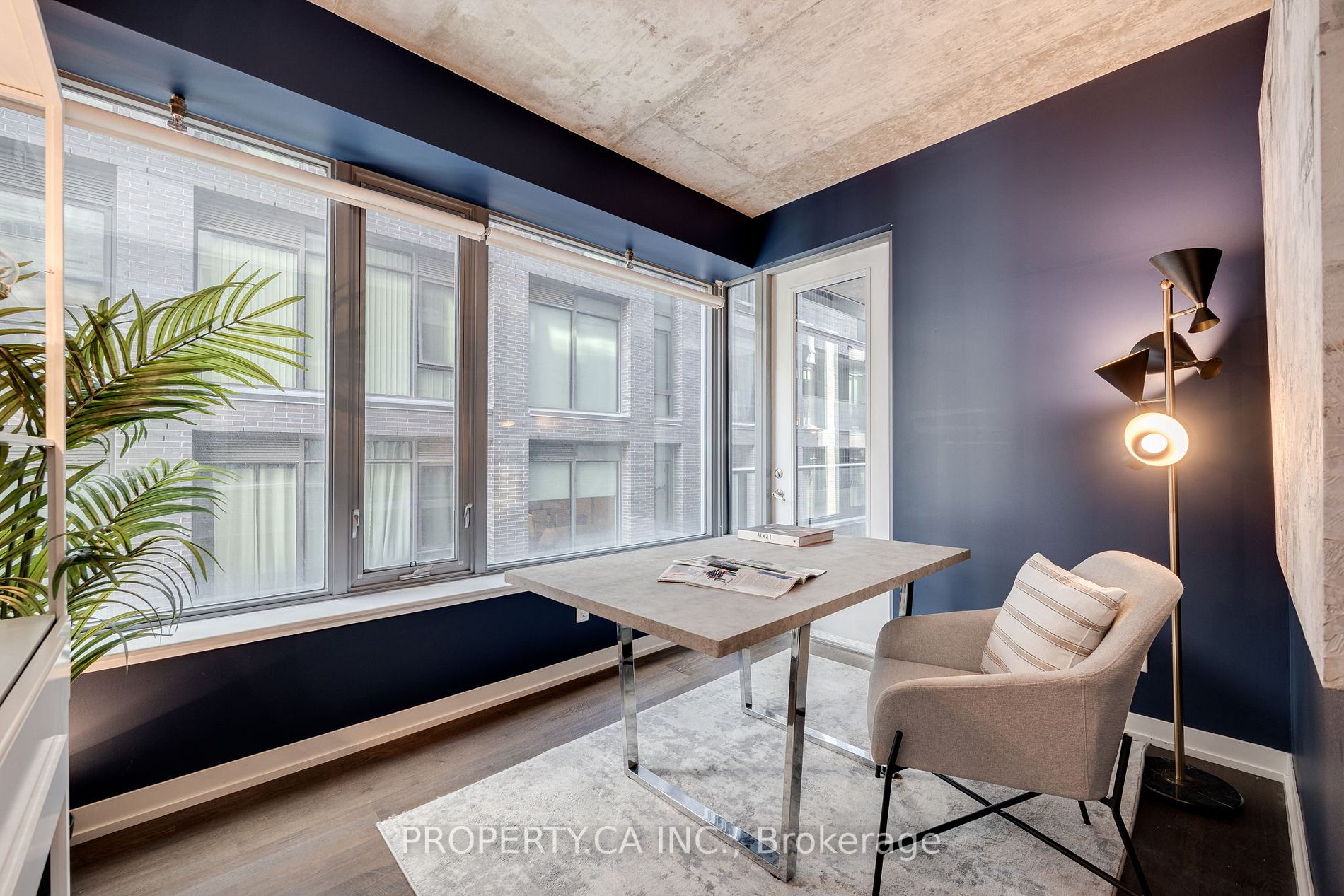 95 Bathurst St, #426