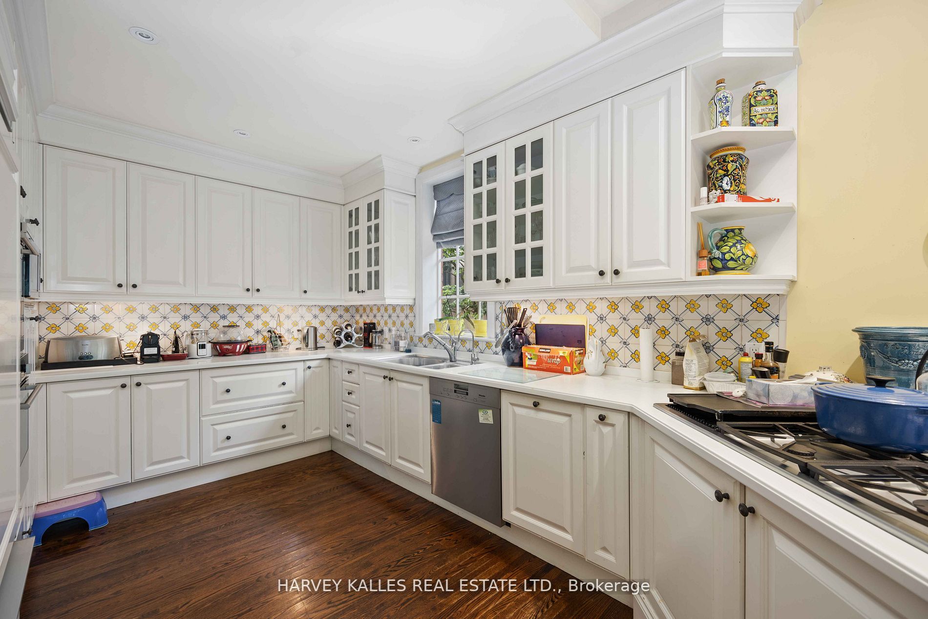 73 Dunvegan Rd
