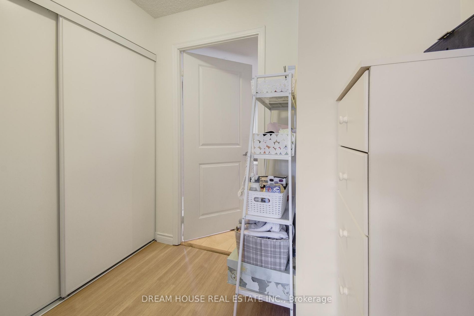 900 Mount Pleasant Rd, #308