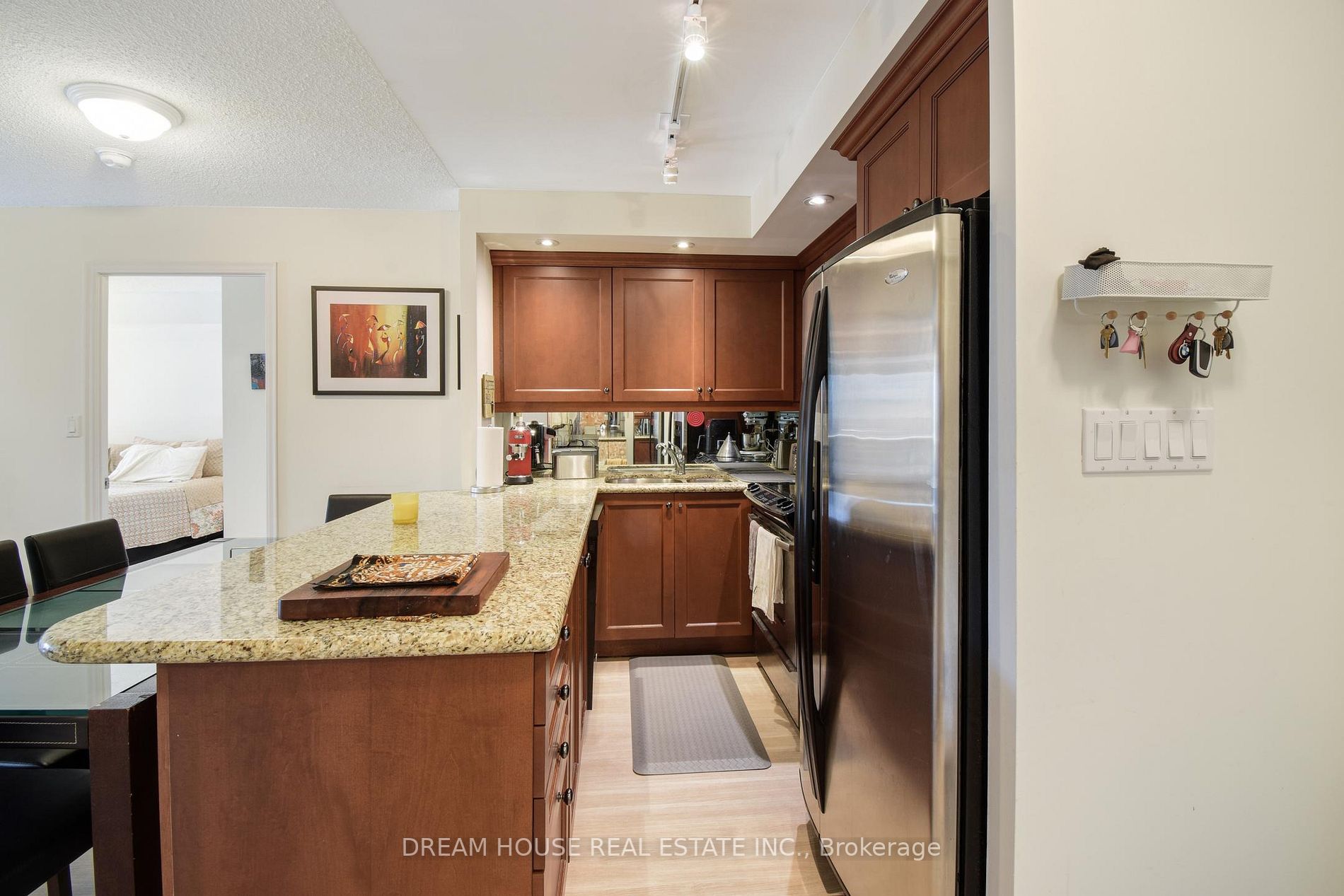 900 Mount Pleasant Rd, #308