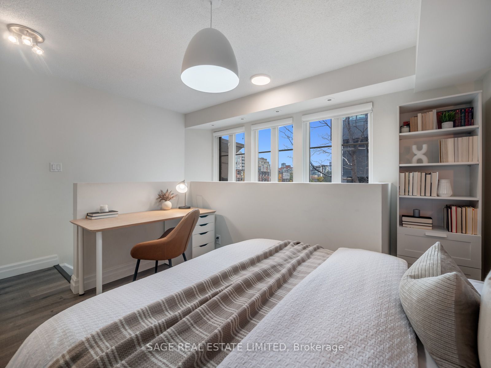 22 Western Battery Rd, #104