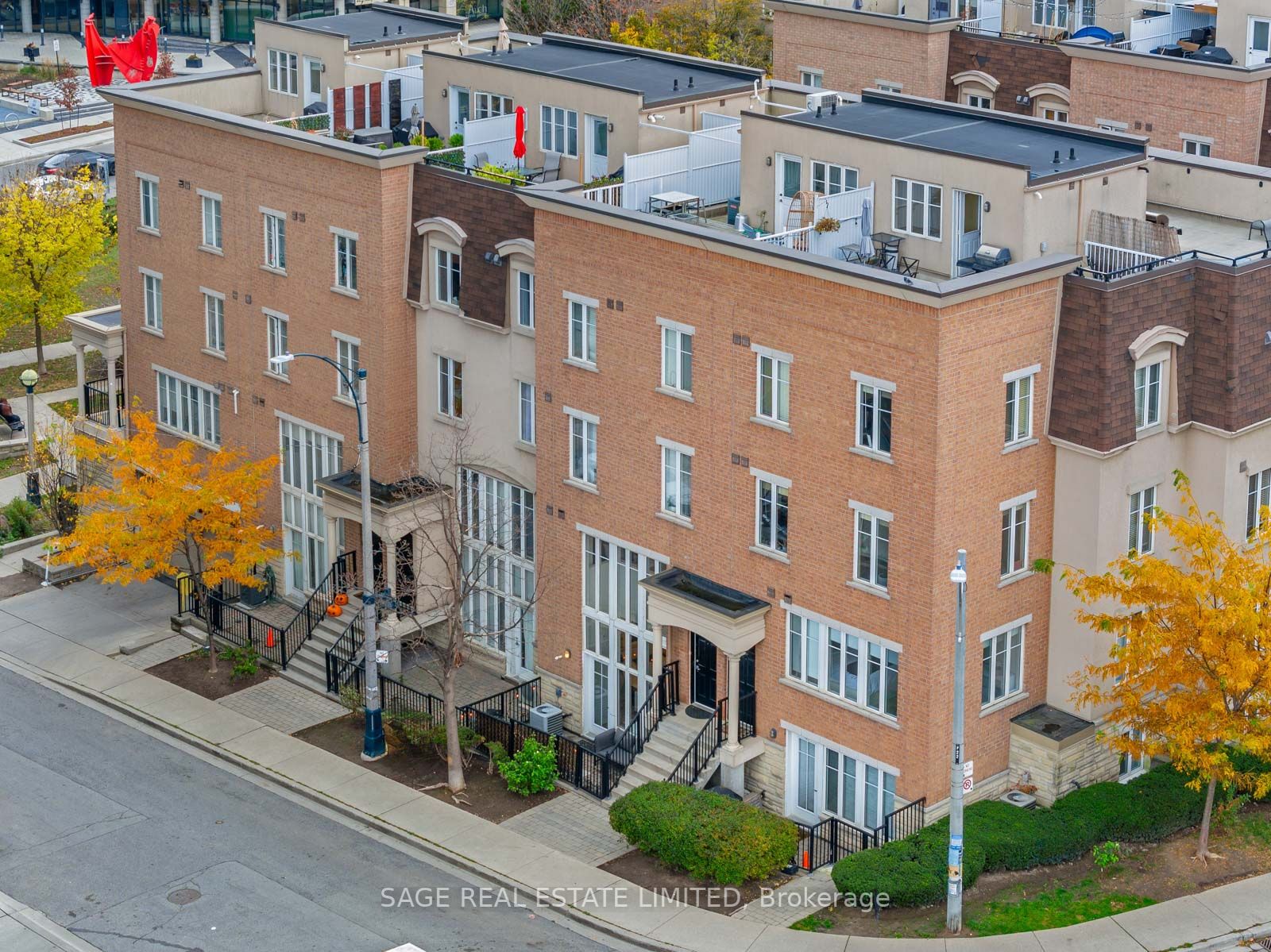 22 Western Battery Rd, #104