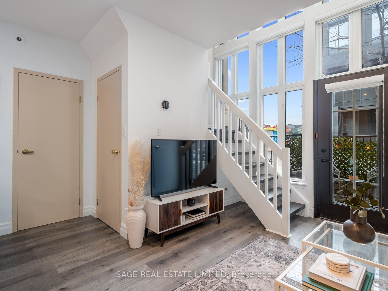 22 Western Battery Rd, #104