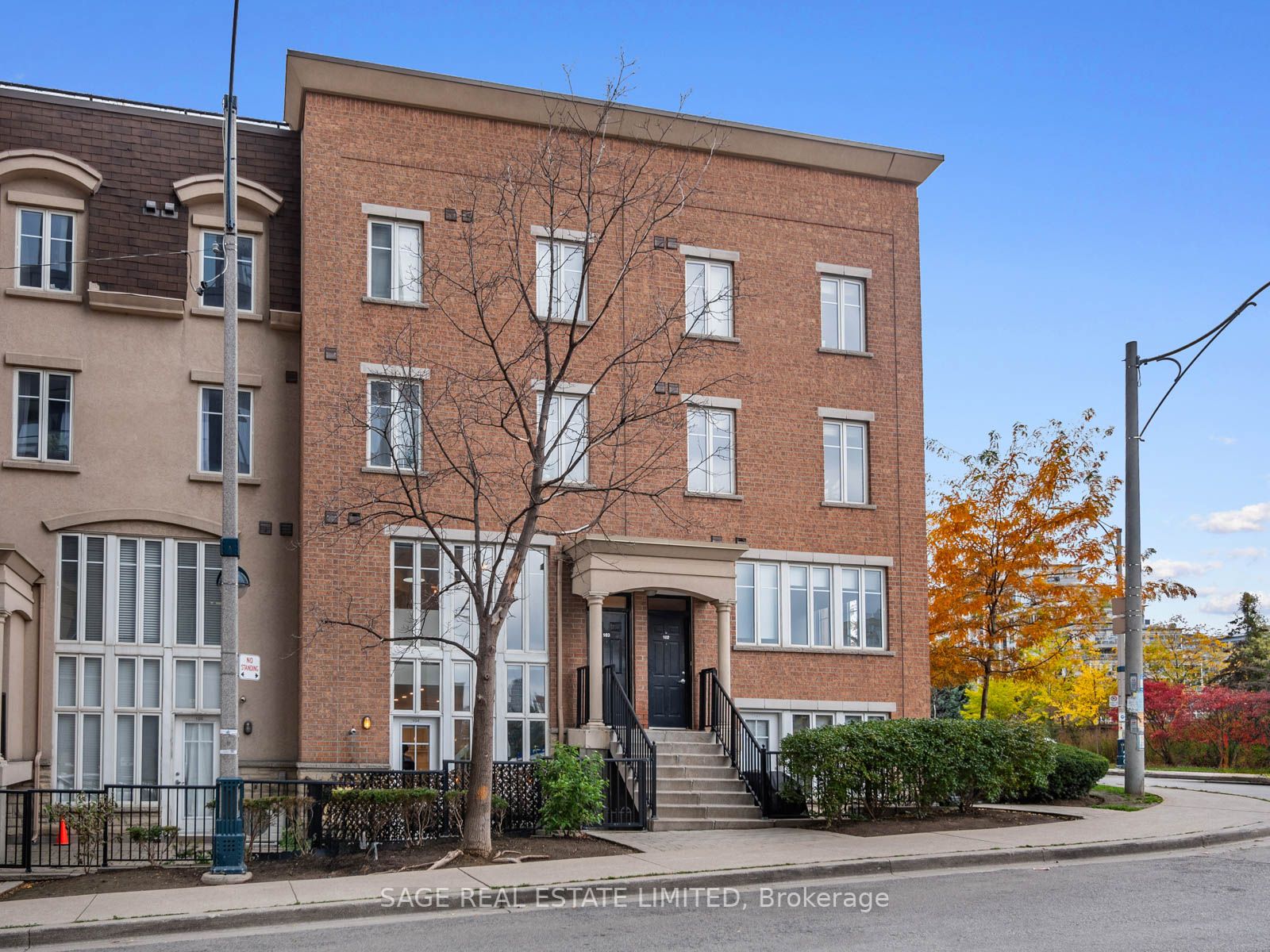 22 Western Battery Rd, #104