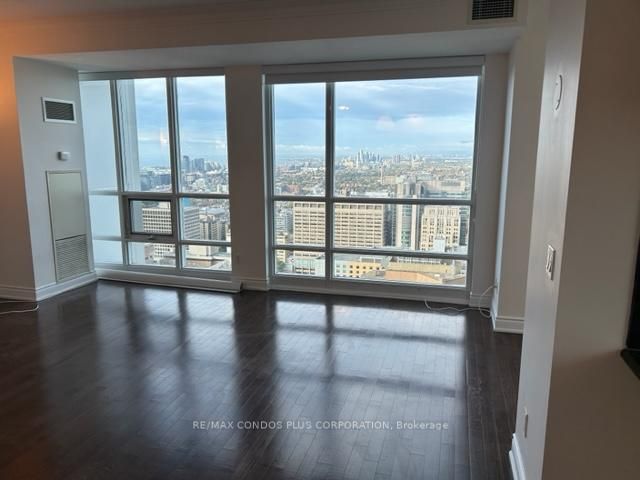 761 Bay Street #4212
