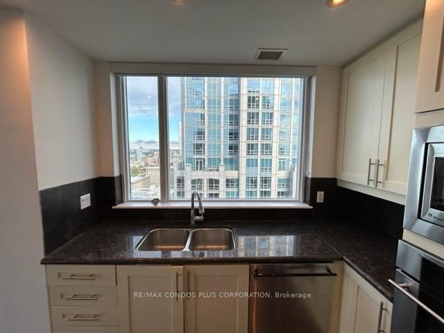 761 Bay Street #4212