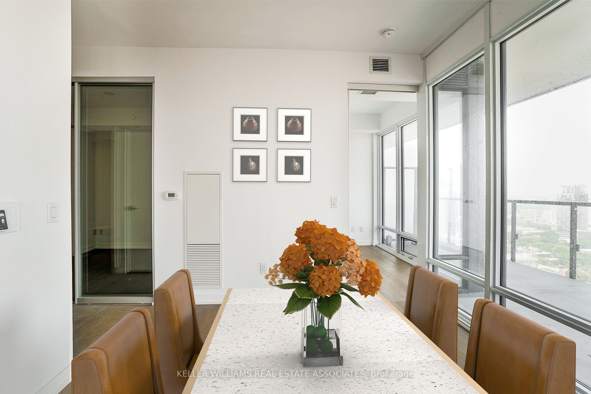 488 University Ave, #2302