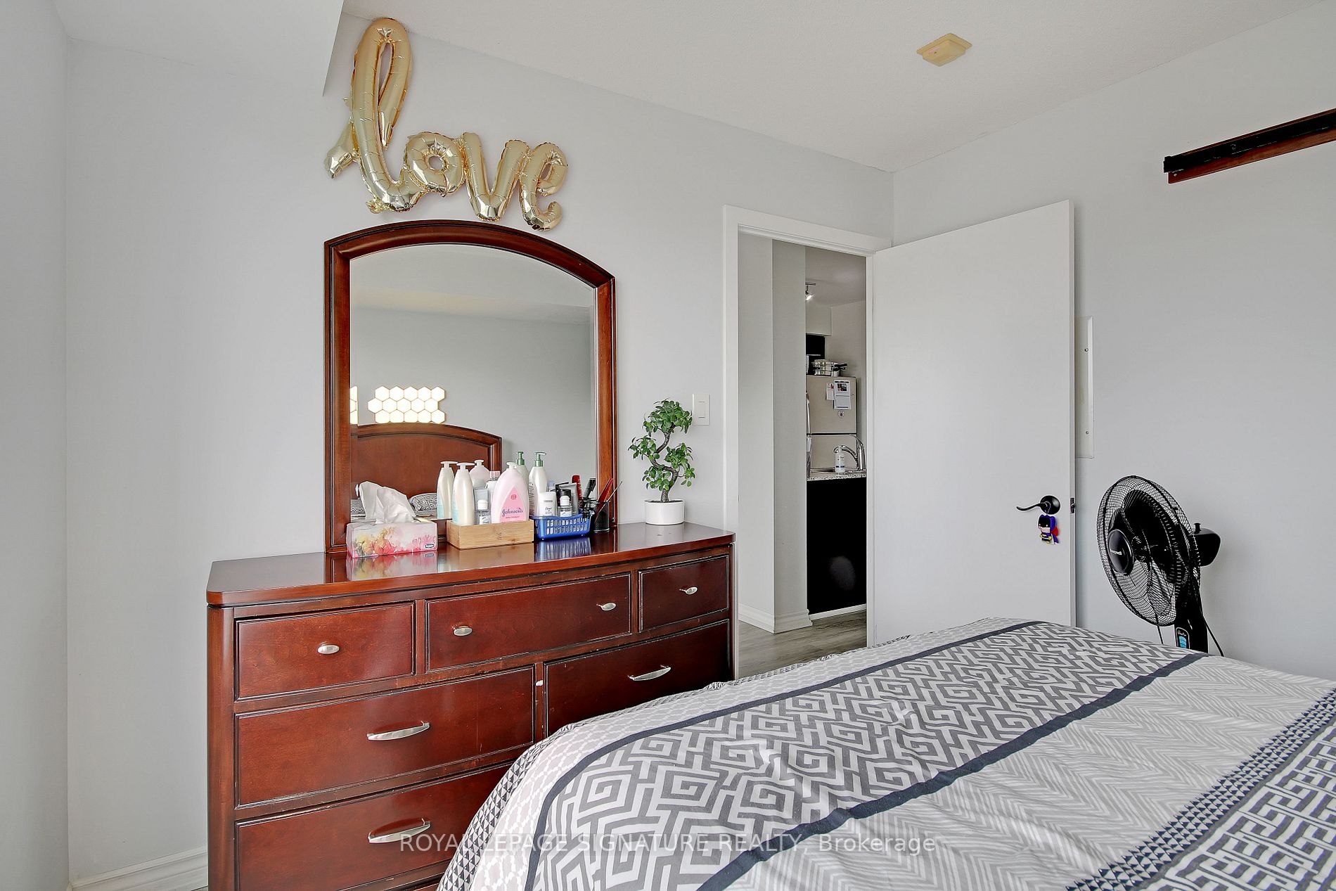 801 Sheppard Ave W, #503