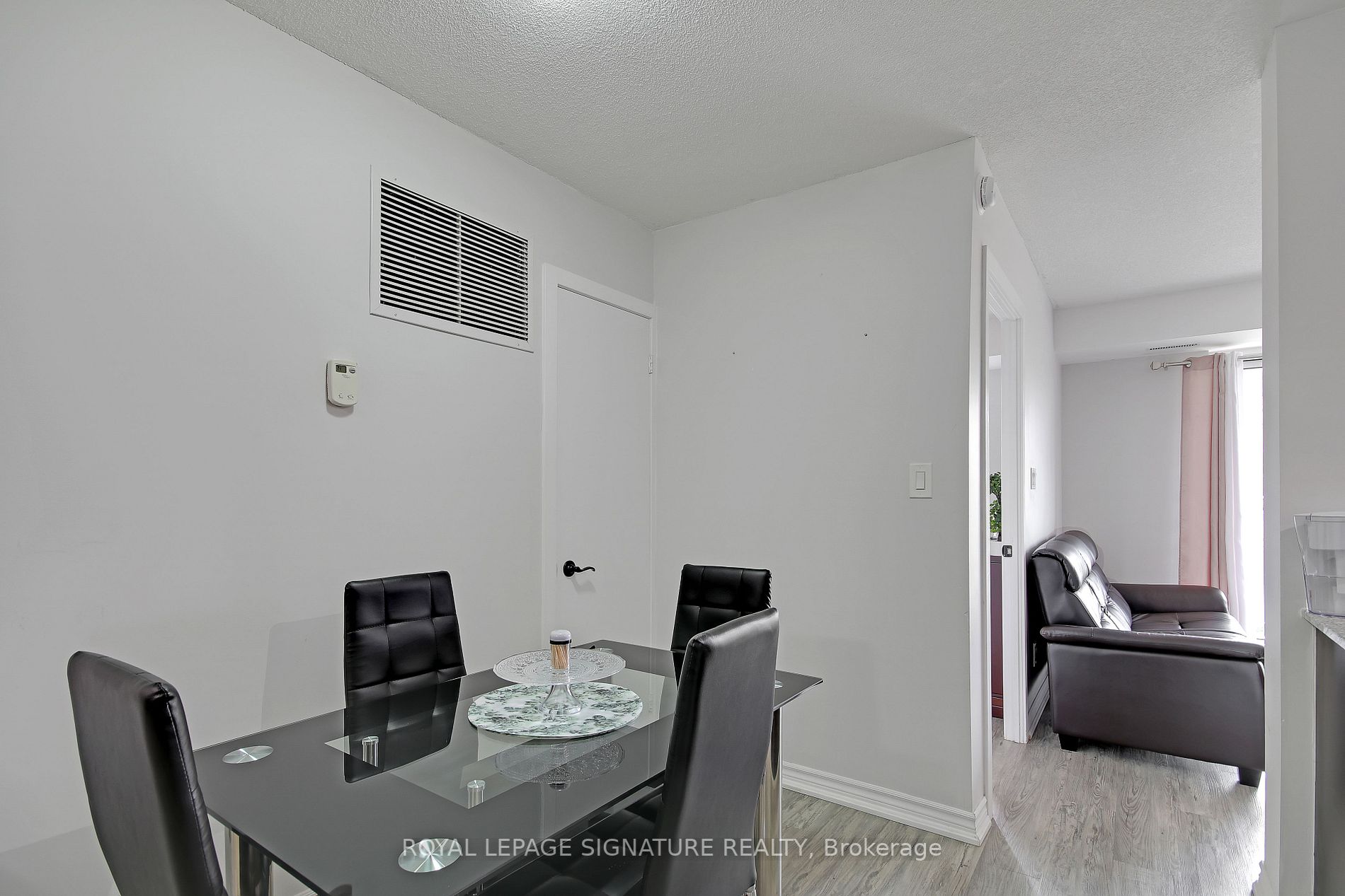801 Sheppard Ave W, #503