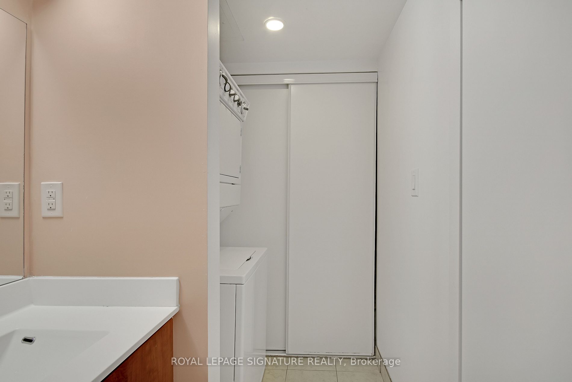 801 Sheppard Ave W, #503