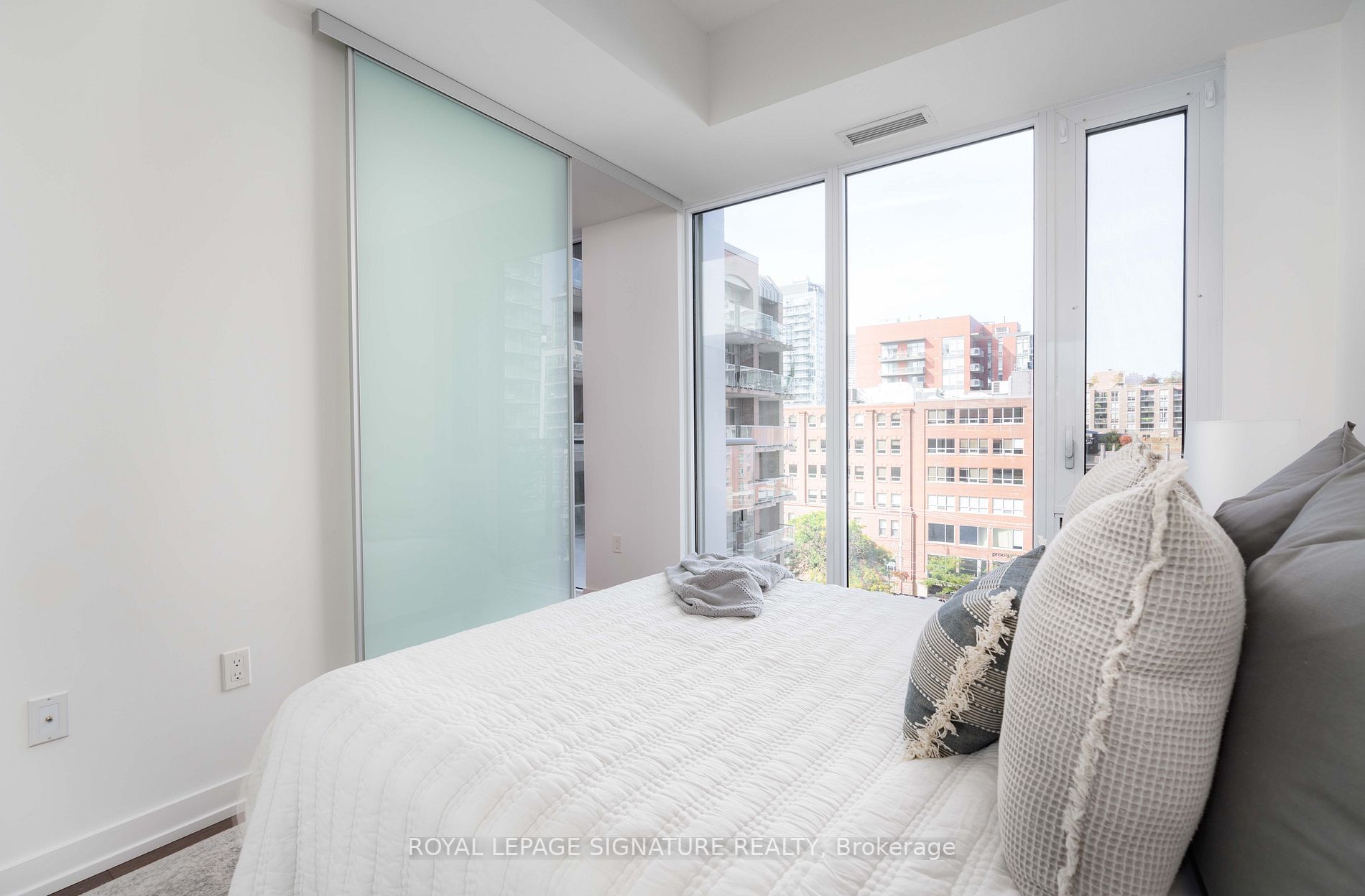 801 Sheppard Ave W, #503
