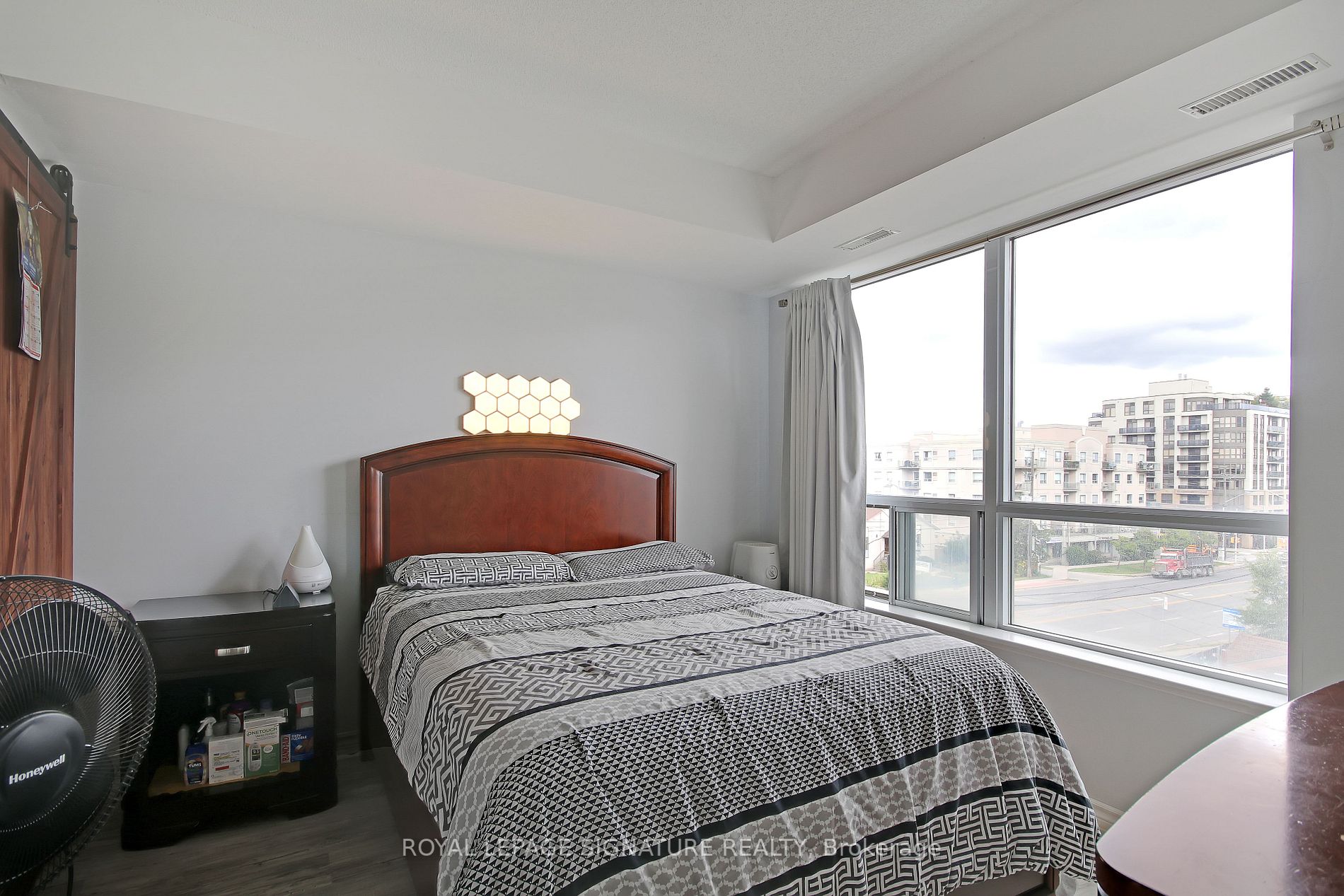 801 Sheppard Ave W, #503
