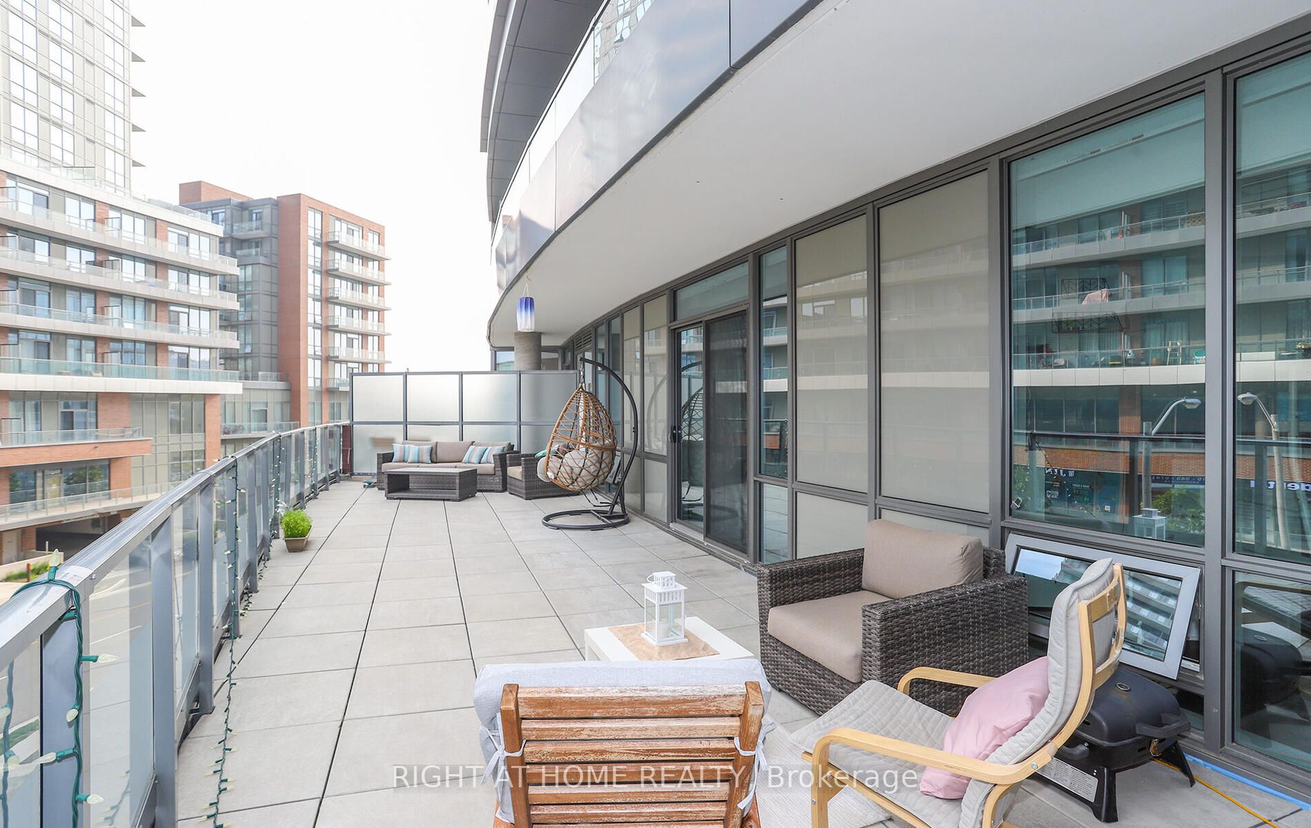 50 Forest Manor Rd, #211