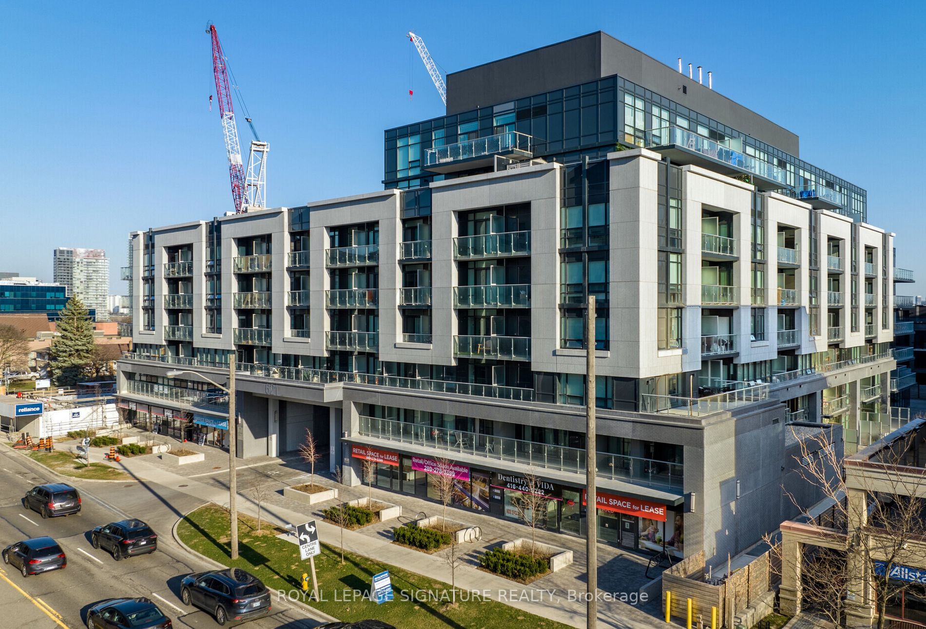 621 Sheppard Ave E, #105