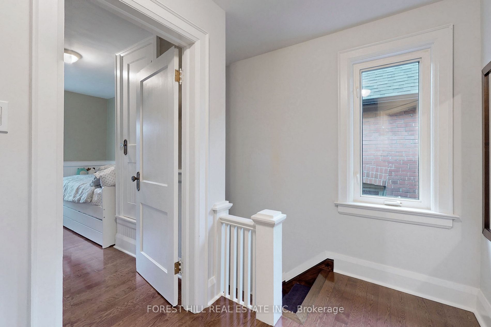 92 Bowood Ave