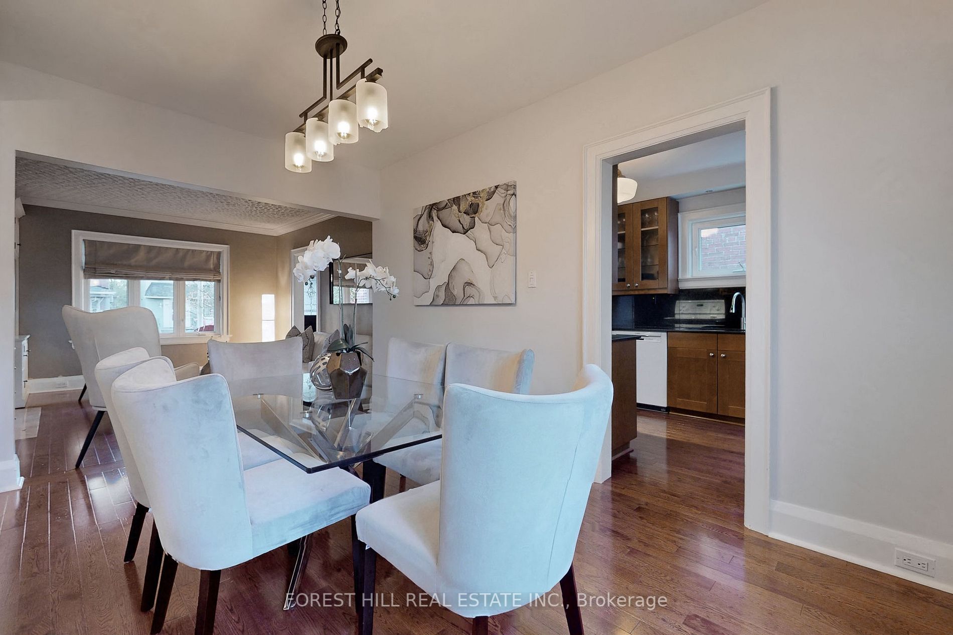 92 Bowood Ave